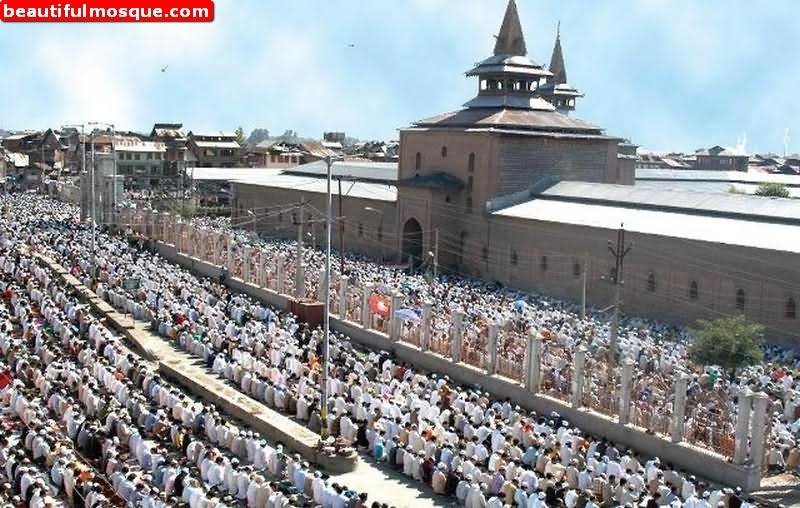 Mass Gathering At The Jamia Masjid, Srinagar