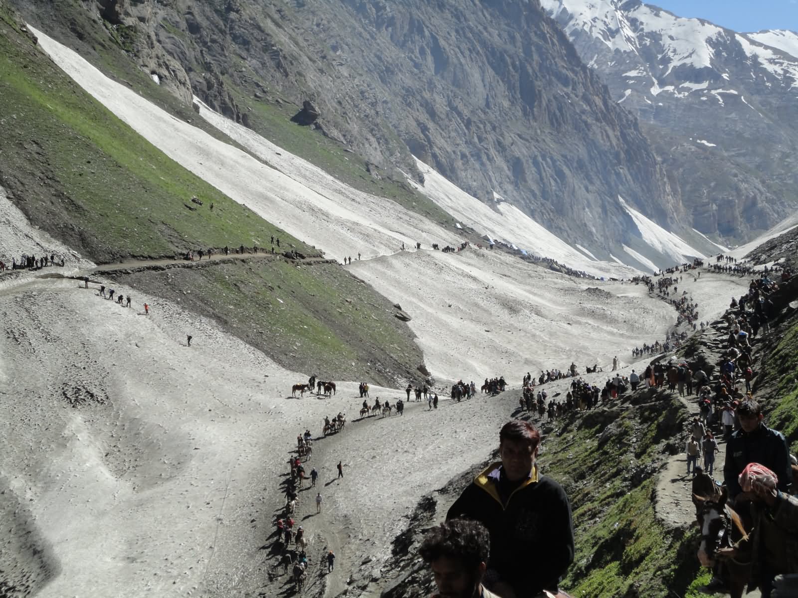 Way To The Amarnath Temple