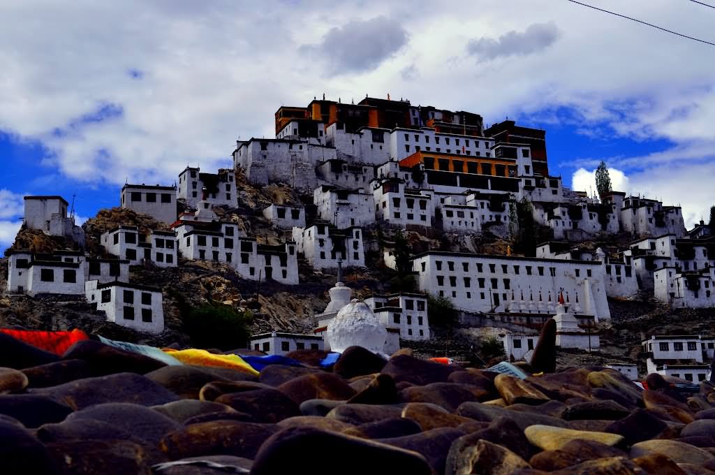 Adorable View Of The Leh Palace From Below