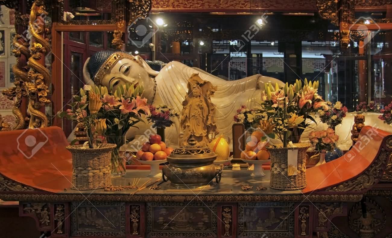 Beautiful Sleeping Buddha Statue Inside The Jade Buddha Temple
