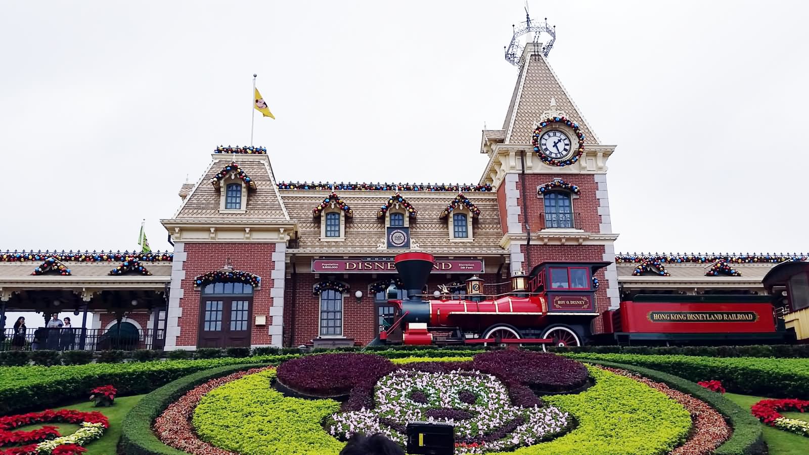 Disneyland Hong Kong Railroad Picture