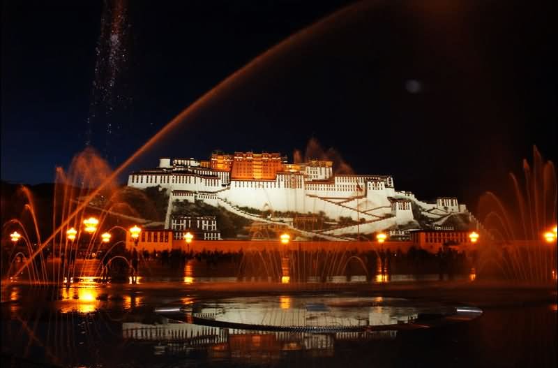 Music Fountain In Front Of Potala Palace Night View