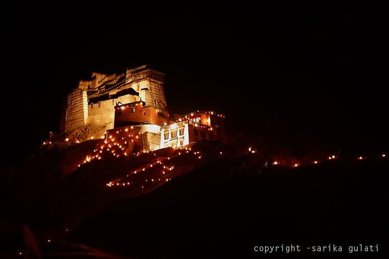 Night View Of The Leh Palace In Leh