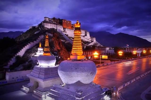 Potala Palace In Lhasa Lit Up At Night