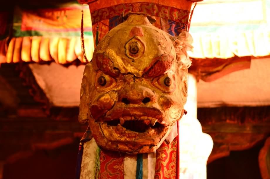 Sculpture At The Entrance Of The Leh Palace During Night