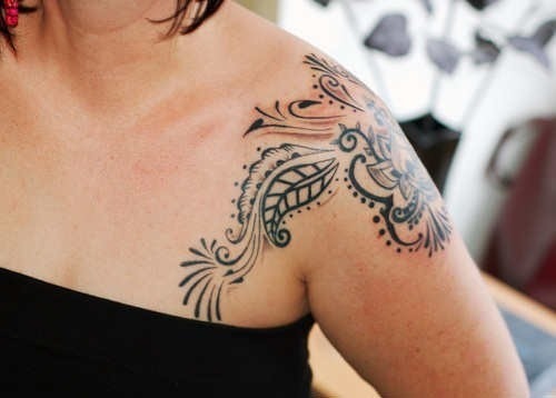Simple Design Tattoo On Shoulder