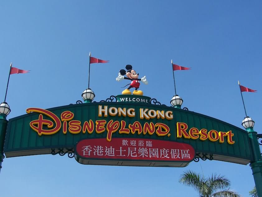Welcome Signboard At The Entrance Of The Disneyland Hong Kong