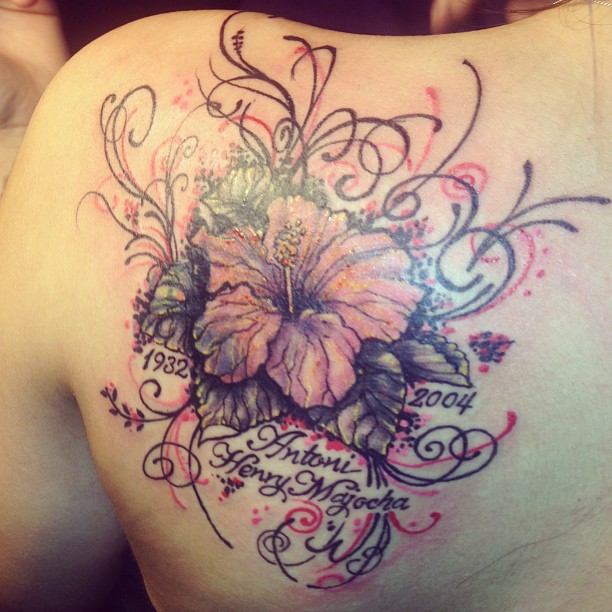 Amazing Flower Tattoo On Back Shoulder