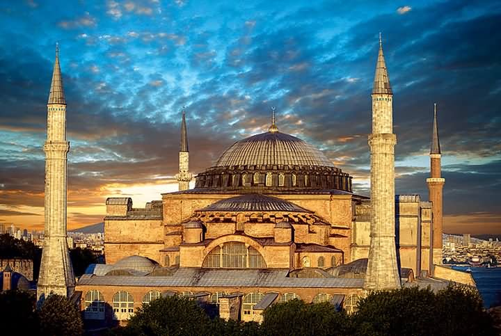 Amazing Photo Of The Hagia Sophia At Dusk