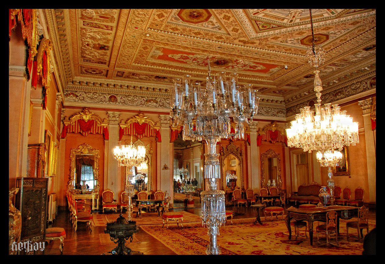 Beautiful Hall Inside The Dolmabahce Palace In Istanbul