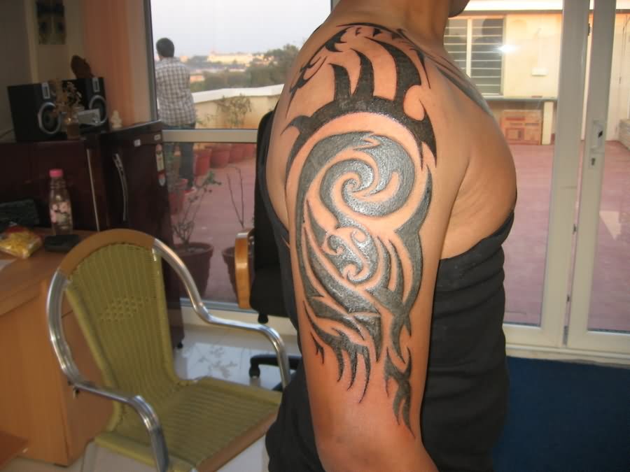 Black Tribal Tattoo On Half Sleeve by Kayoshroff