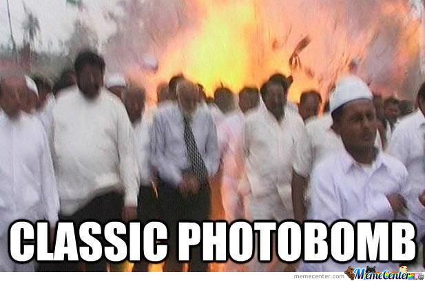 Funny Terrorist Classic Photobomb Picture