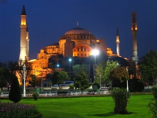 Hagia Sophia At Night View From Park