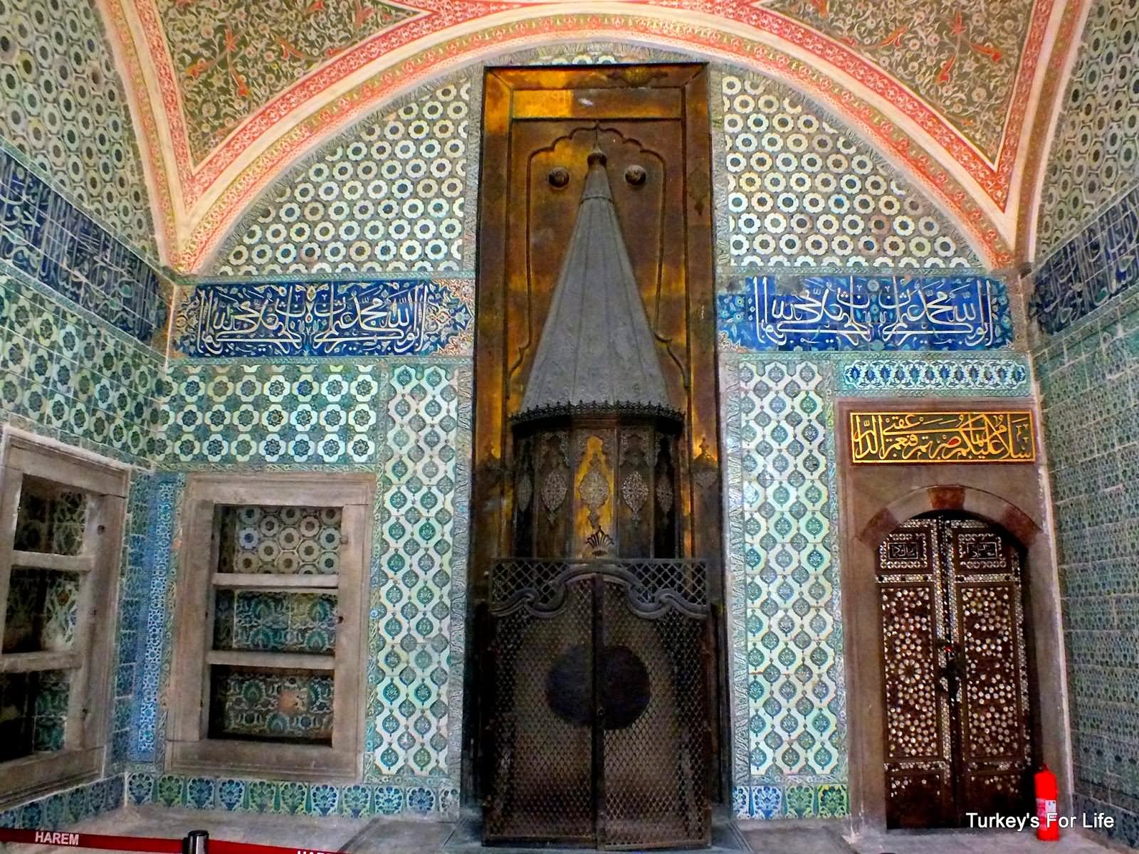 Harem Rooms Inside The Topkapi Palace, Istanbul