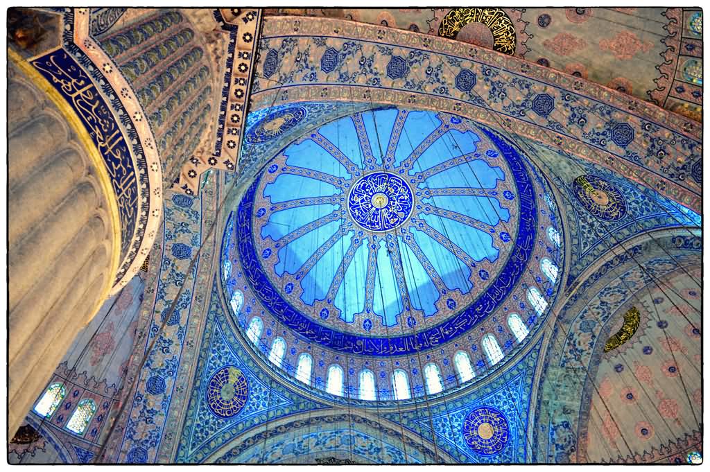 Interior View Picture  Of The Blue Mosque, Istanbul