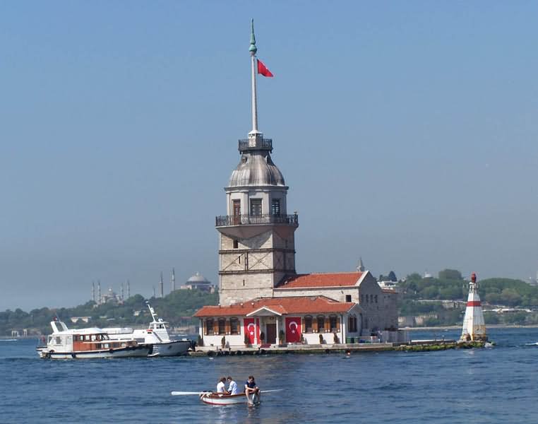 Maiden's Tower Day Time View Image