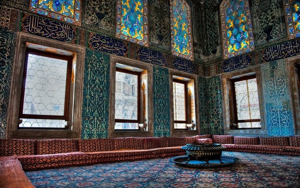 Room Inside The Topkapi Palace In Istanbul
