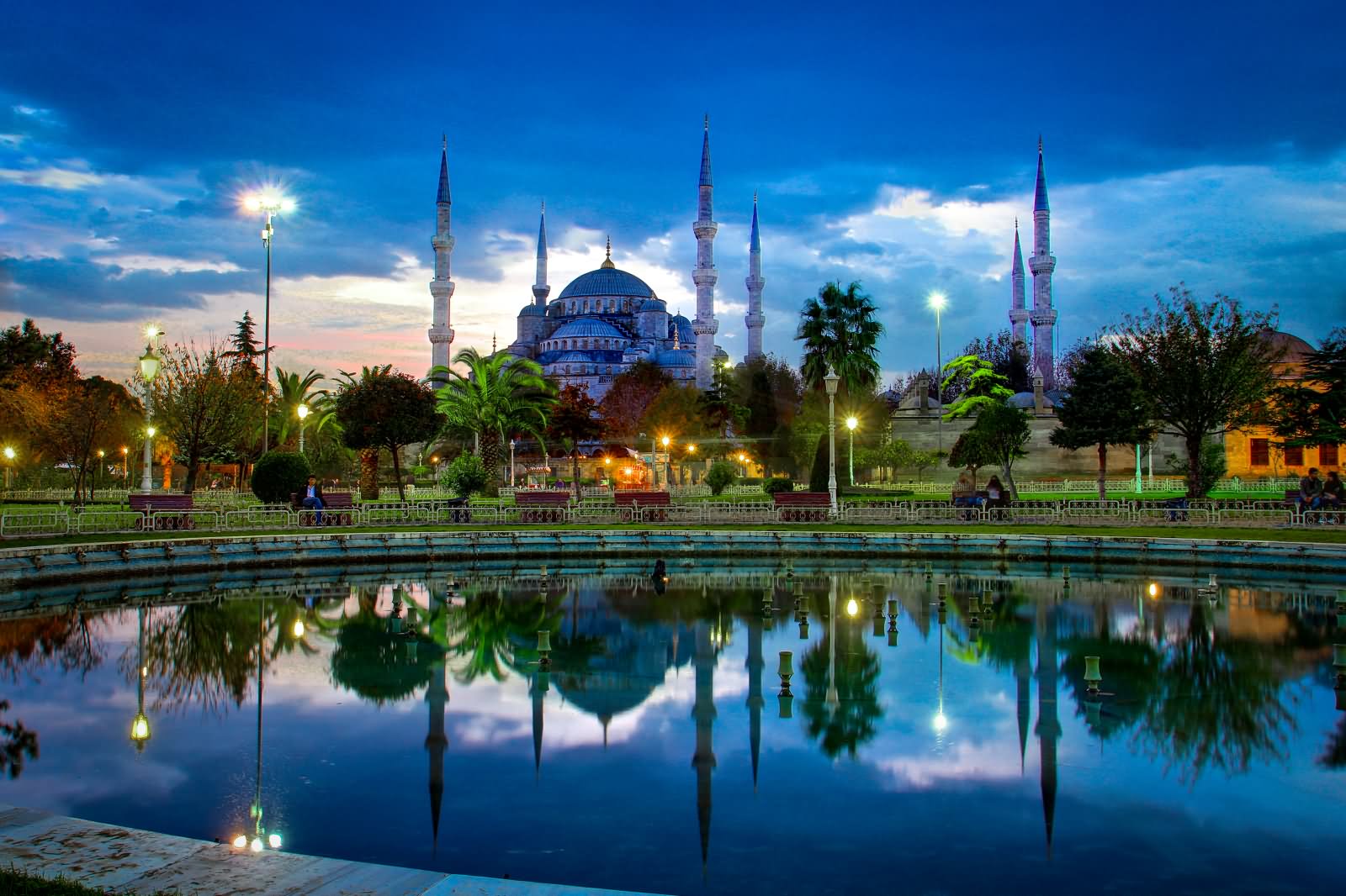 The Blue Mosque Looks Amazing At Dusk