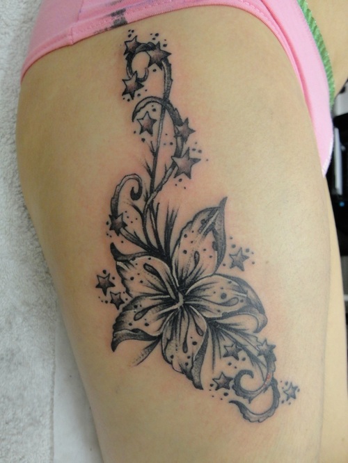 Black And Grey Flower With Stars Tattoo Design For Upper Leg