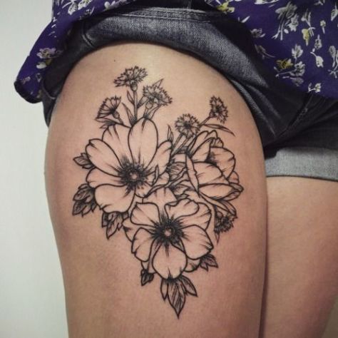 Black Ink Flowers Tattoo On Right Upper Leg