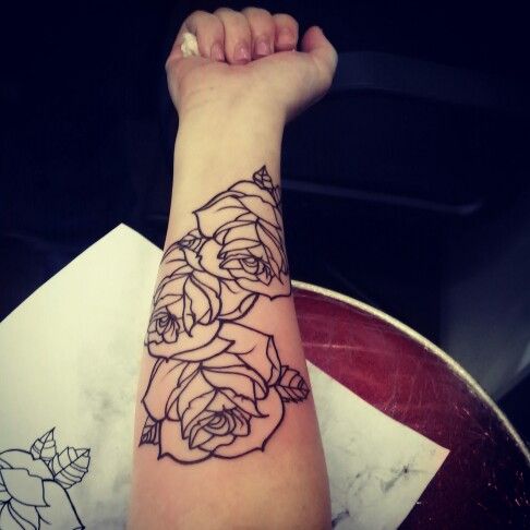 Black Outline Roses Tattoo On Right Forearm
