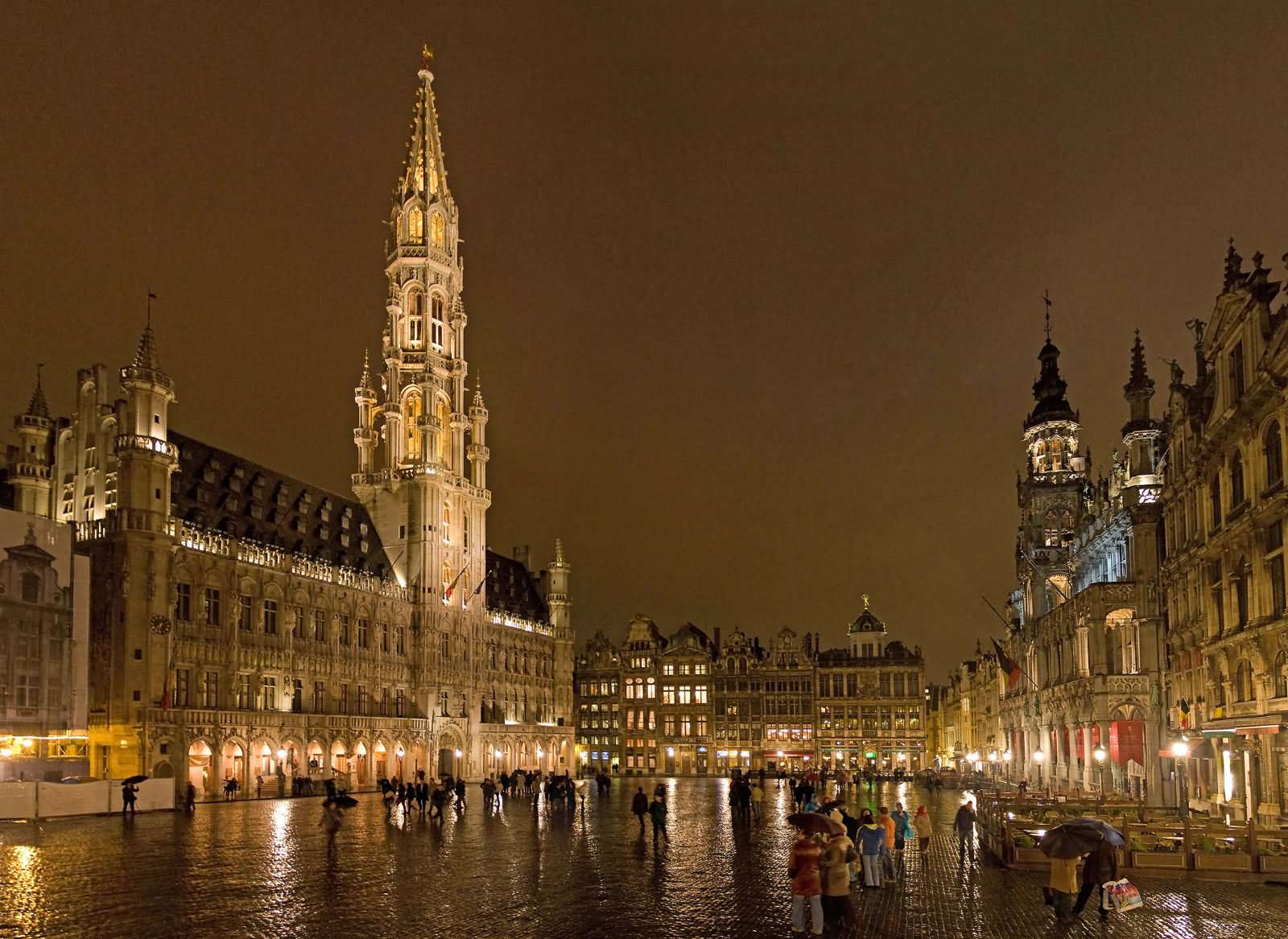 Grand Place In Brussels At Night