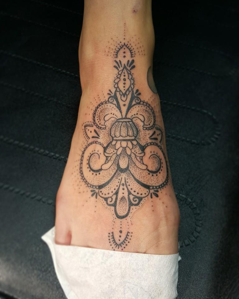Mehndi Tattoo On Foot by David Torres