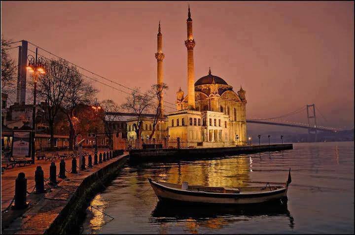 Night Picture Of The Ortakoy Mosque, Istanbul, Turkey