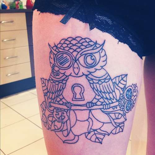 Outline Owl Tattoo On Thigh