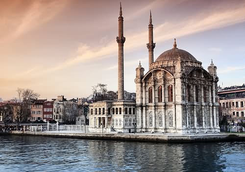 The Ortakoy Mosque Adorable Sunset View Image