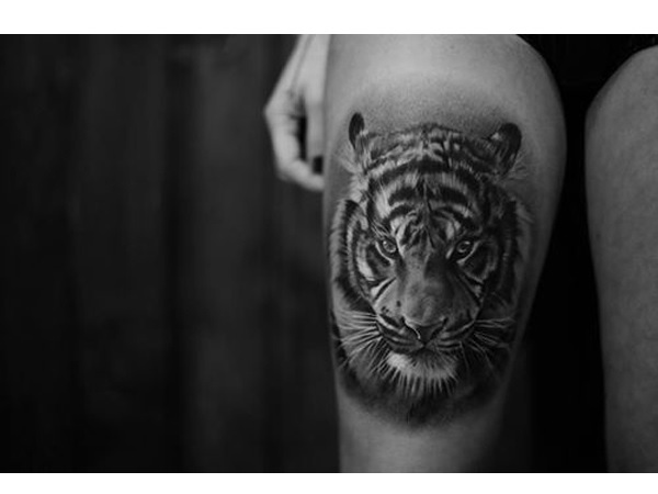Tiger Head Tattoo On Right Thigh