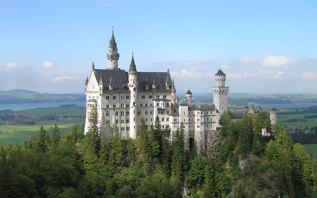 Adorable View Image Of The Neuschwanstein Castle In Germany