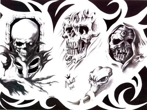 Amazing Four Gothic Skull Tattoo Design