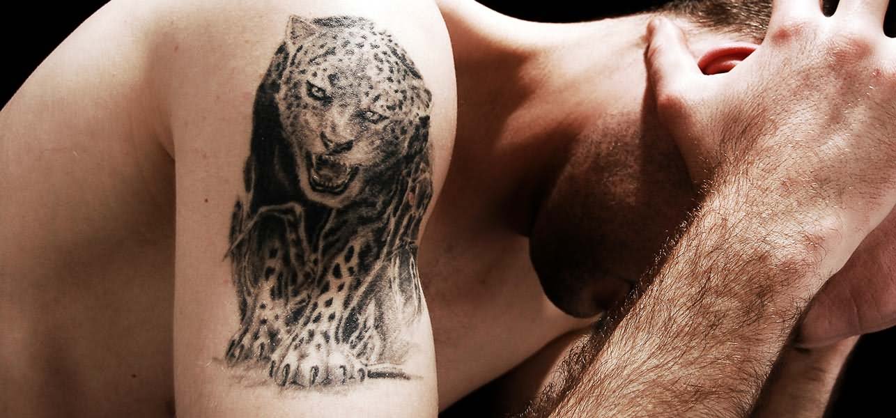 Attractive Indian Leopard Tattoo On Man Right Shoulder