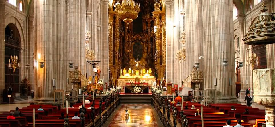 Beautiful Prayer Hall In The Metropolitan Cathedral Of Mexico City