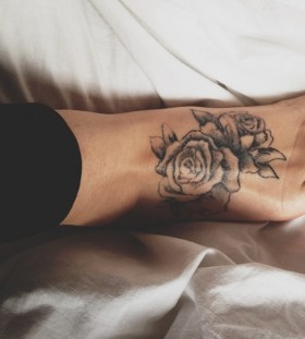 Black And Grey Roses Tattoo On Right Foot