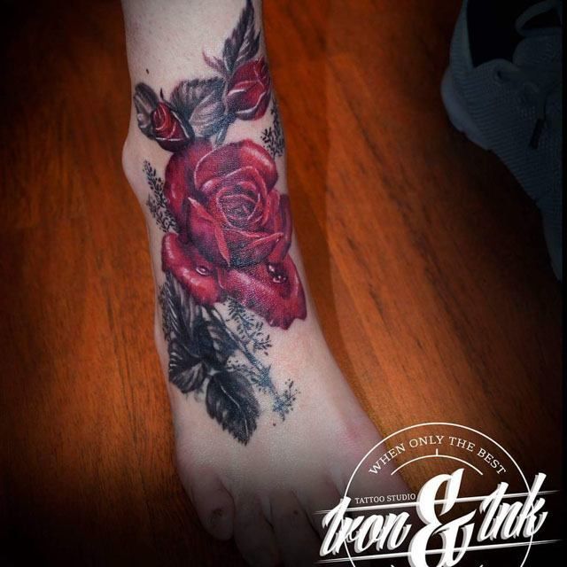 Black And Red 3D Roses Tattoo On Right Foot