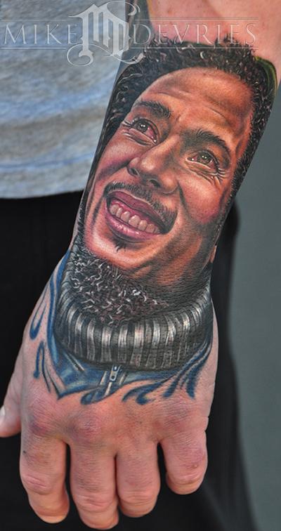 Bob Marley Tattoo On Left Arm by Mike Devries