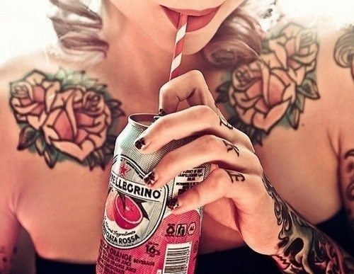 Classic Roses Tattoo On Women Collar Bone