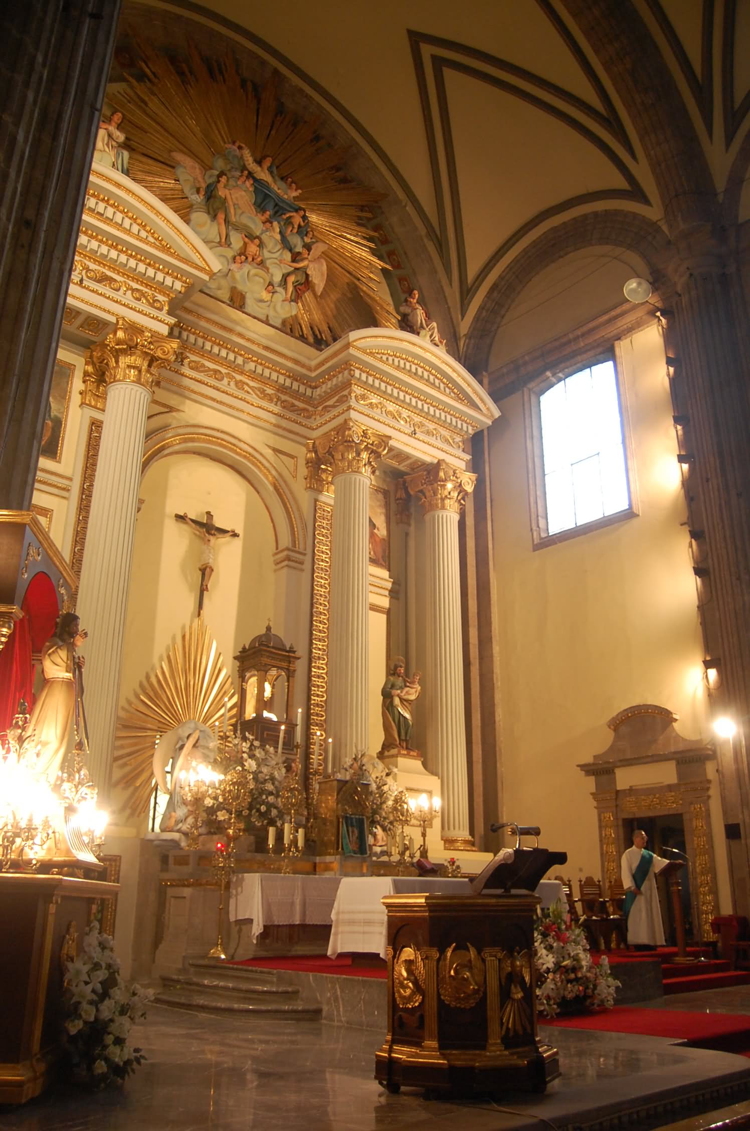 Mexican City Metropolitan Cathedral Inside Picture
