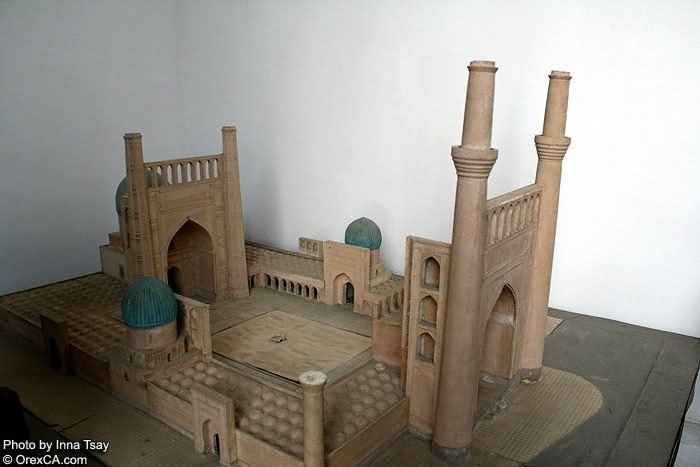 Model Of Bibi Khanym Mosque In Uzbekistan