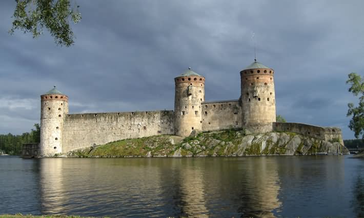 Olavinlinna Towers Picture