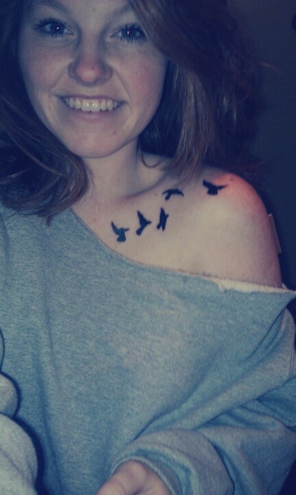 Silhouette Flying Birds Tattoo On Girl Left Collar Bone