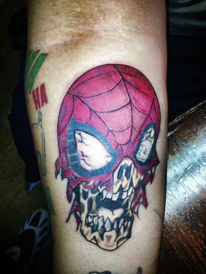 Spiderman Skull Tattoo On Leg