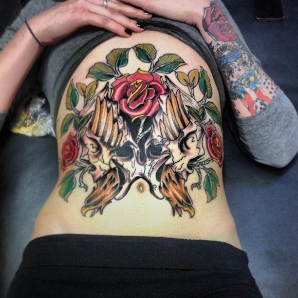Traditional Roses Tattoo On Girl Stomach
