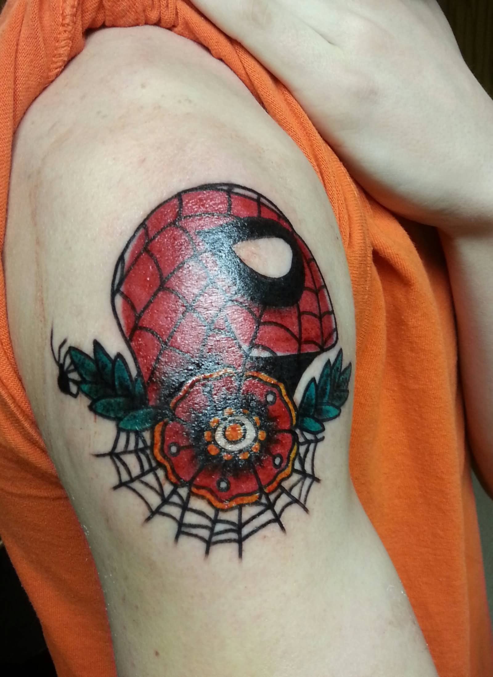 Traditional Spiderman Tattoo On Right Shoulder