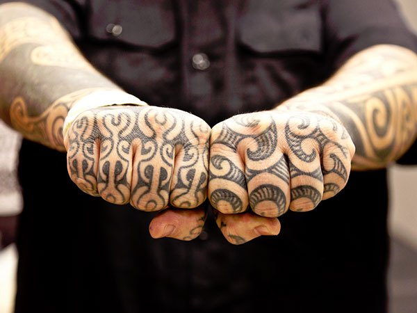 Tribal Knuckle Tattoos On Fingers