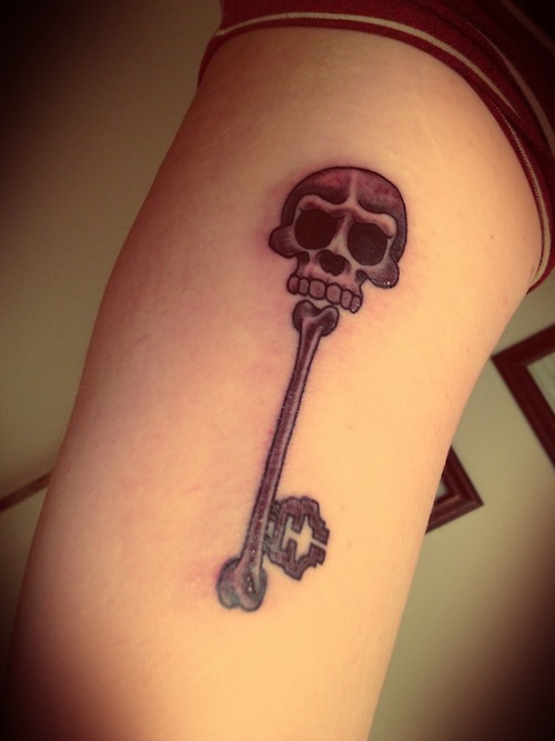 Amazing Skeleton Key Tattoo Image