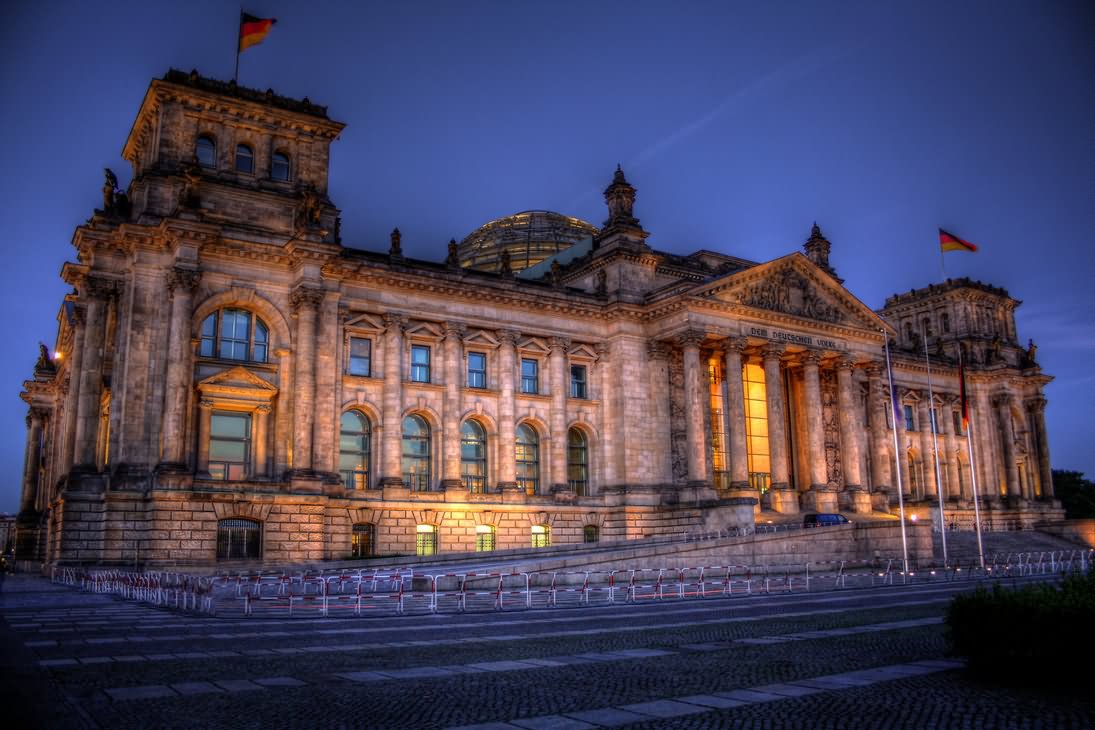 Beautiful Night Picture Of The Reichstag