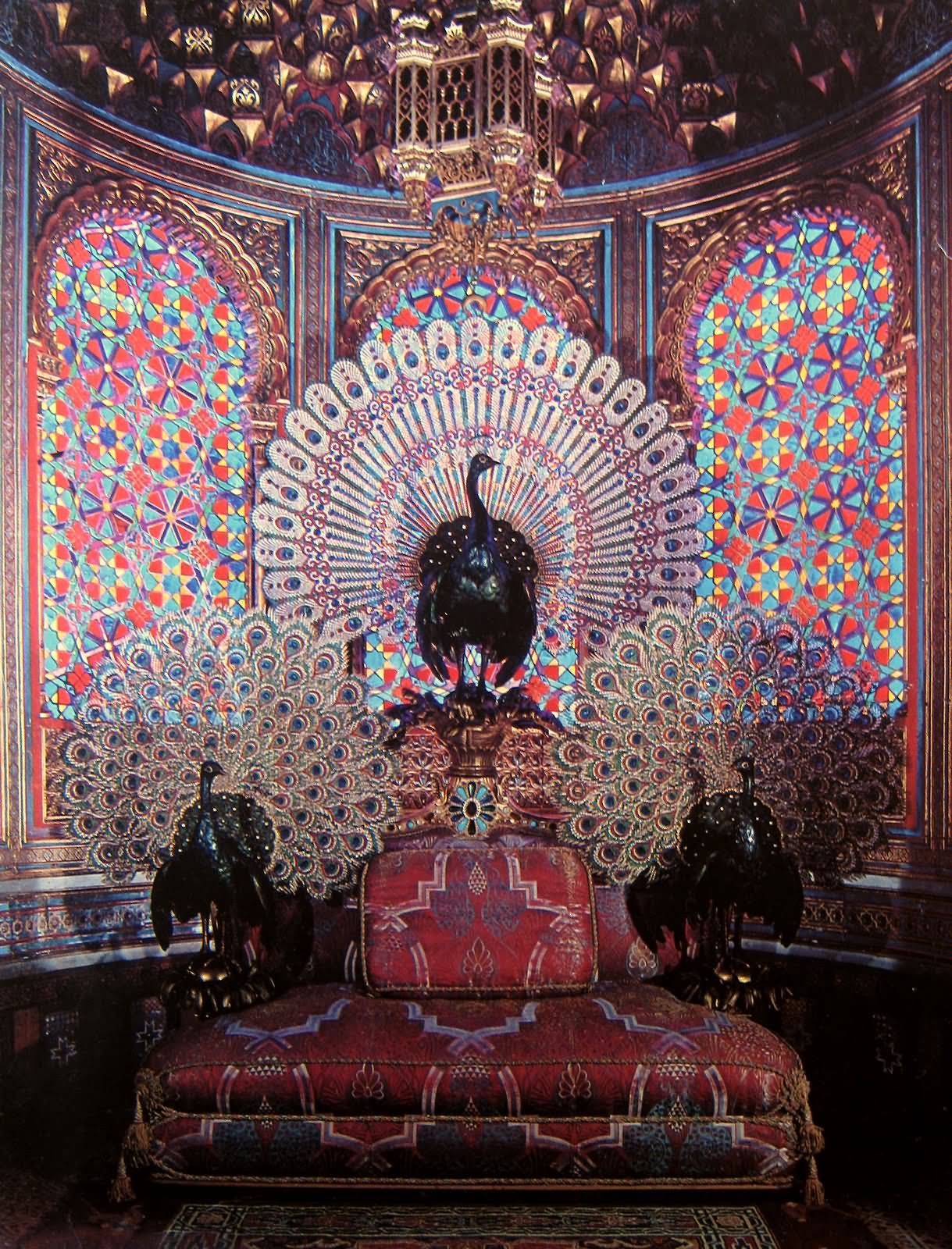 Beautiful Peocock Throne Inside The Linderhof Palace